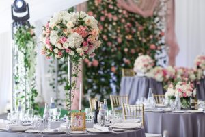 結婚式披露宴会場のテーブル雰囲気イメージ